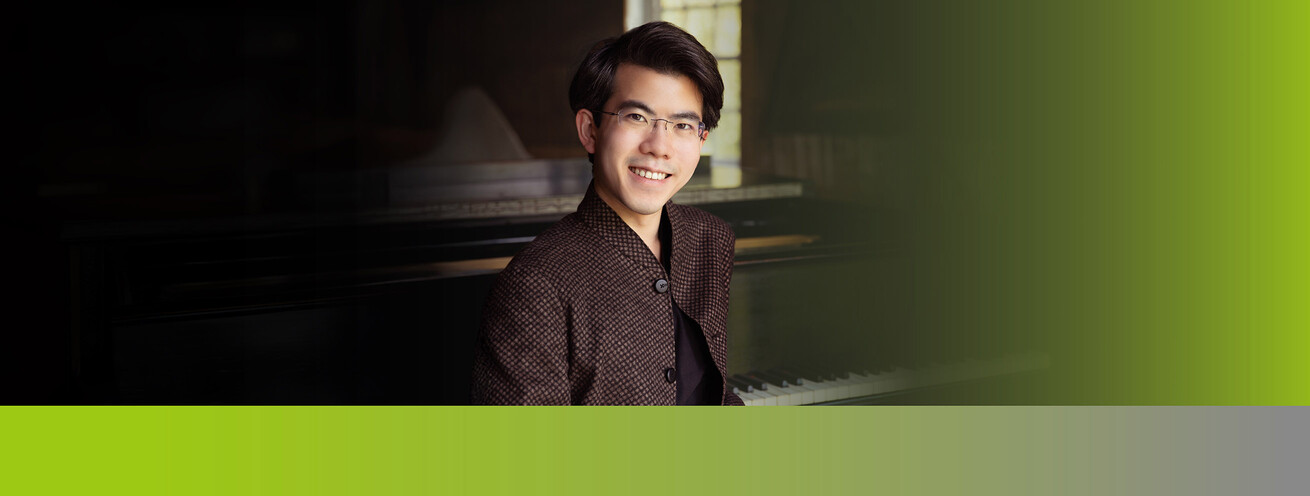 Chow Sang Sang Proudly Sponsors: Celebrating Aristo Sham