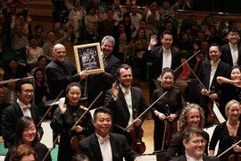 英国《留声机》杂志2019「年度管弦乐团」大奖得主――香港管弦乐团将与音乐总监梵志登於2020年3月到日韩巡演