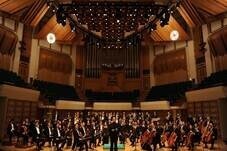 香港管弦乐团－ 
「梵志登的萧五」（12月13及14日）
「梵志登的莫扎特和马勒」（12月18及19日）