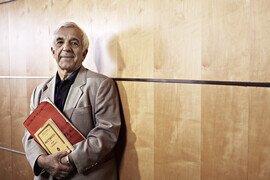 A Special Gift to Hong Kong from Your Orchestra
Free Concerts by Vladimir Ashkenazy & the Hong Kong Philharmonic Orchestra
24 & 25 Oct 2014 at the HKU